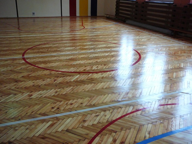 remontowany parkiet